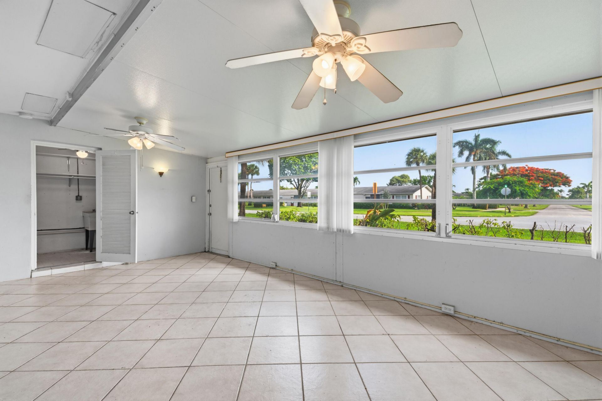 5725 Fernley Drive E, Unit 66, West Palm Beach, FL 33415 Photo