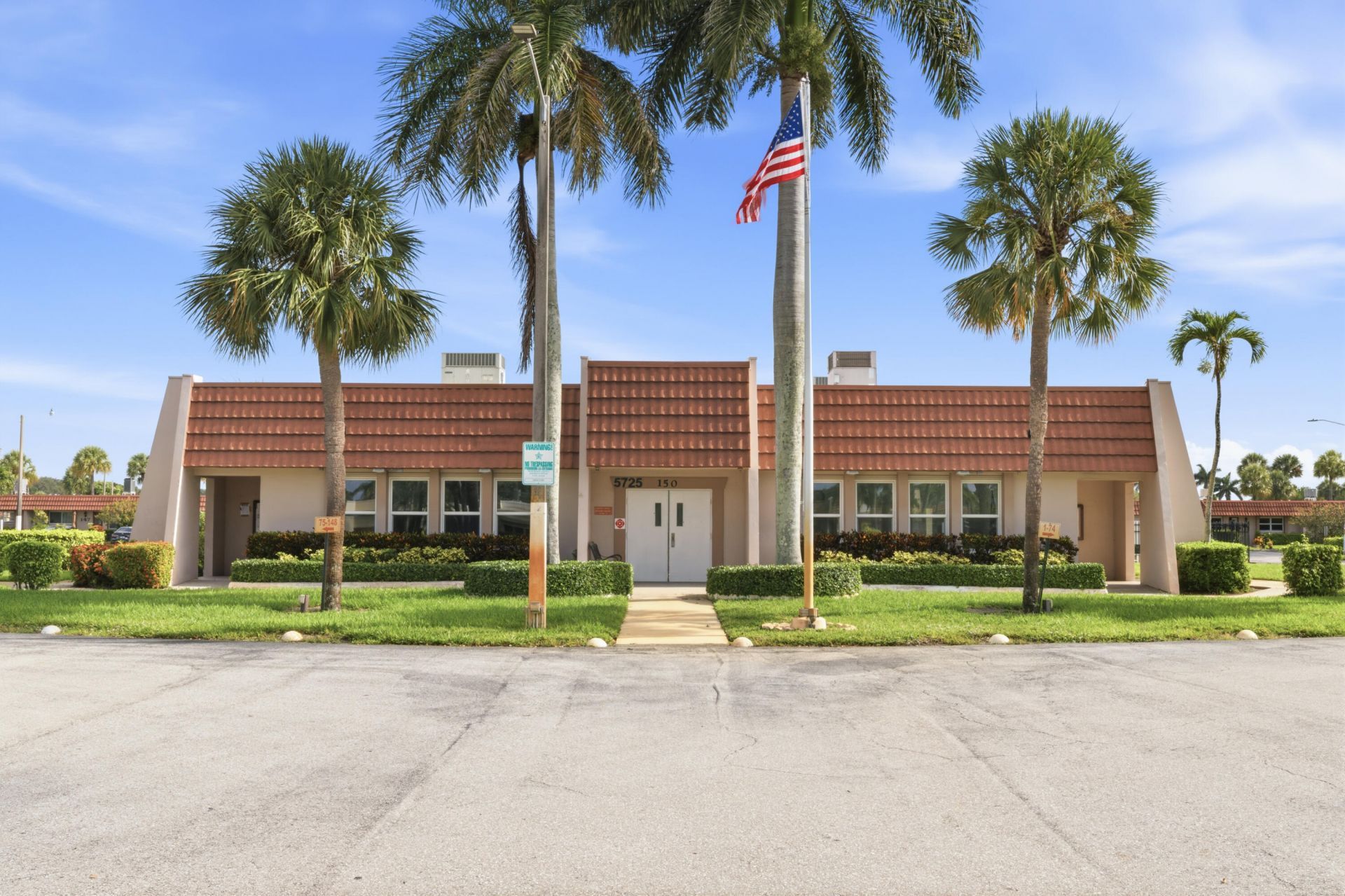 5725 Fernley Drive E, Unit 66, West Palm Beach, FL 33415 Photo