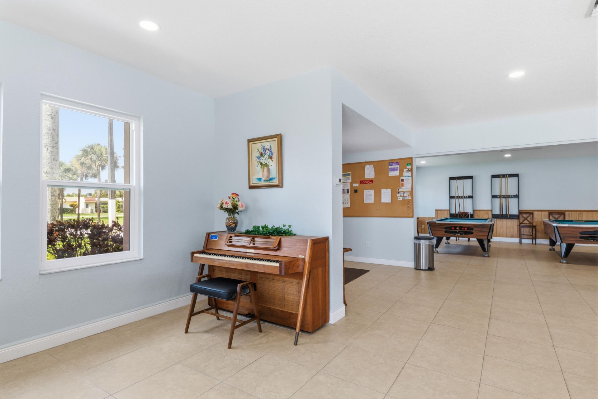 5725 Fernley Drive E, Unit 66, West Palm Beach, FL 33415 Photo