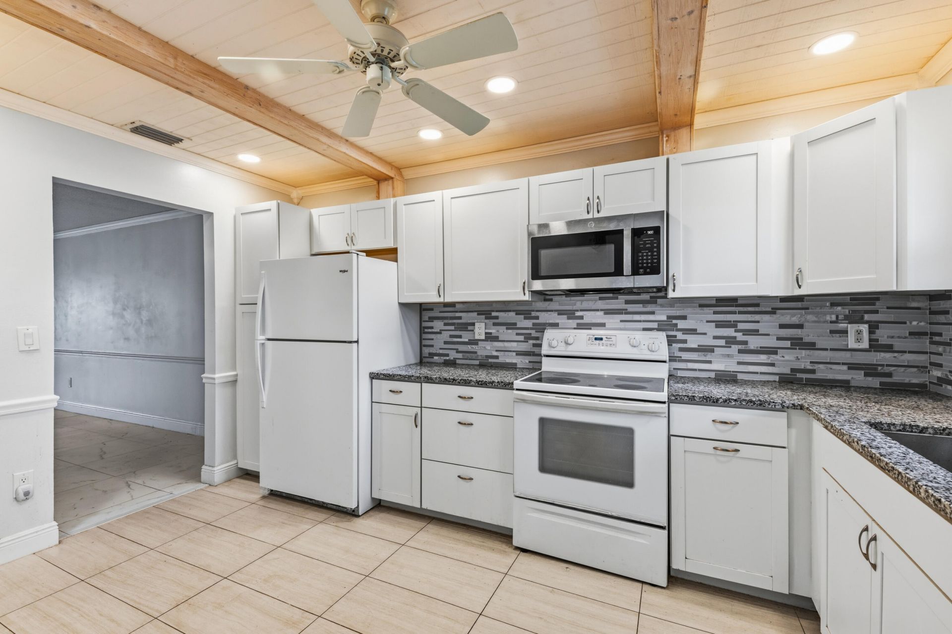 5725 Fernley Drive E, Unit 66, West Palm Beach, FL 33415 Photo
