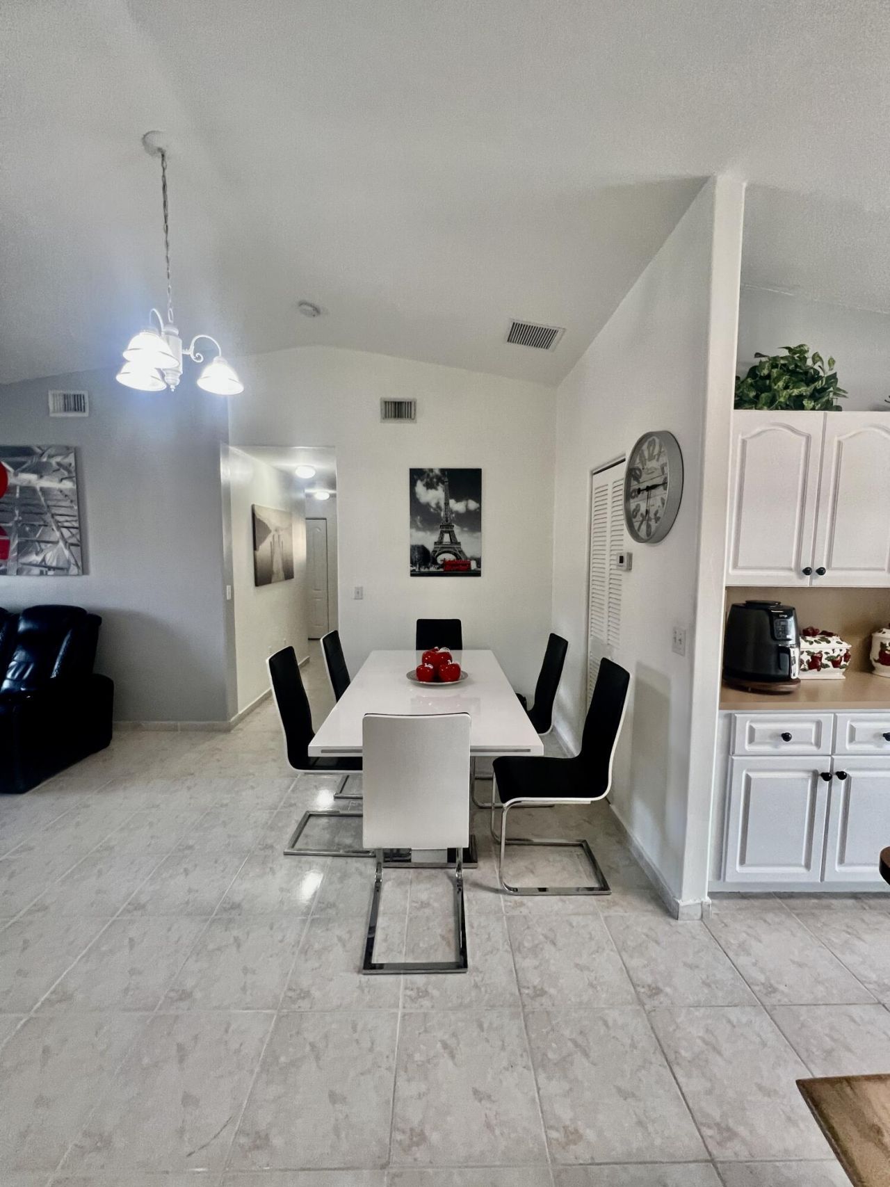 10903 W Okeechobee Road, Unit 201, Hialeah, FL 33018 Photo
