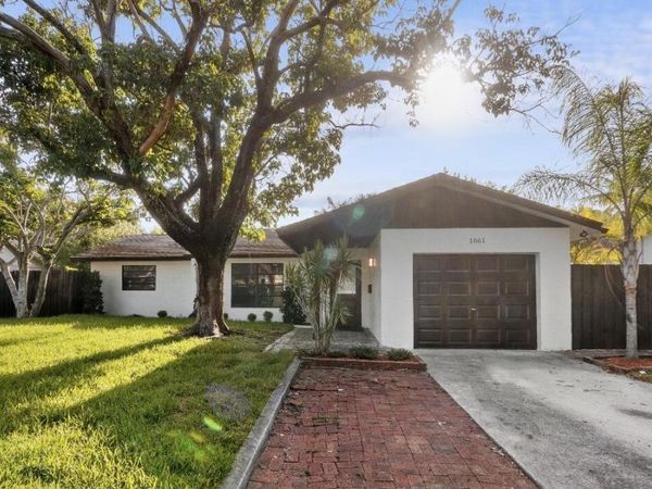 1661 NW 1st Avenue, Pompano Beach, FL 33060
