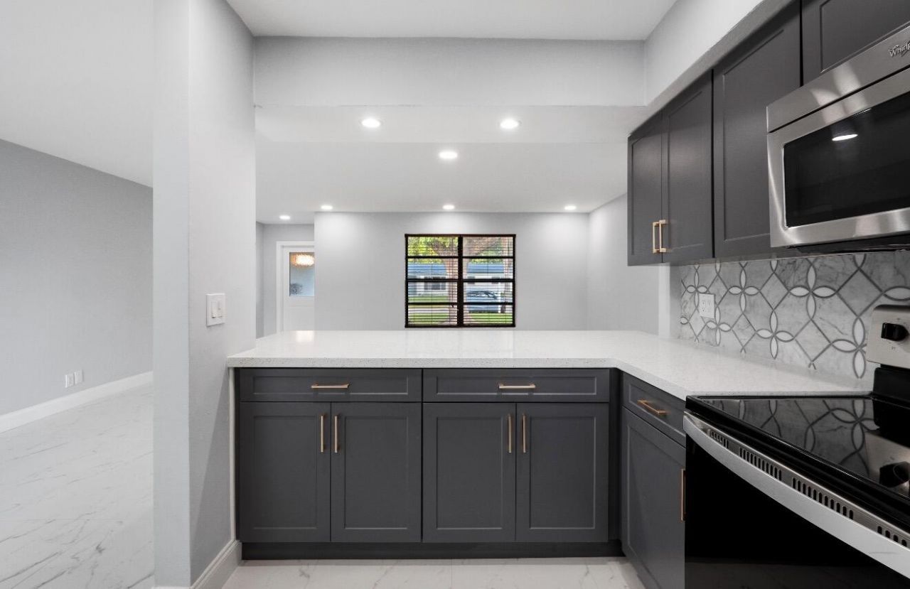 1661 NW 1st Avenue, Pompano Beach, FL 33060 Photo