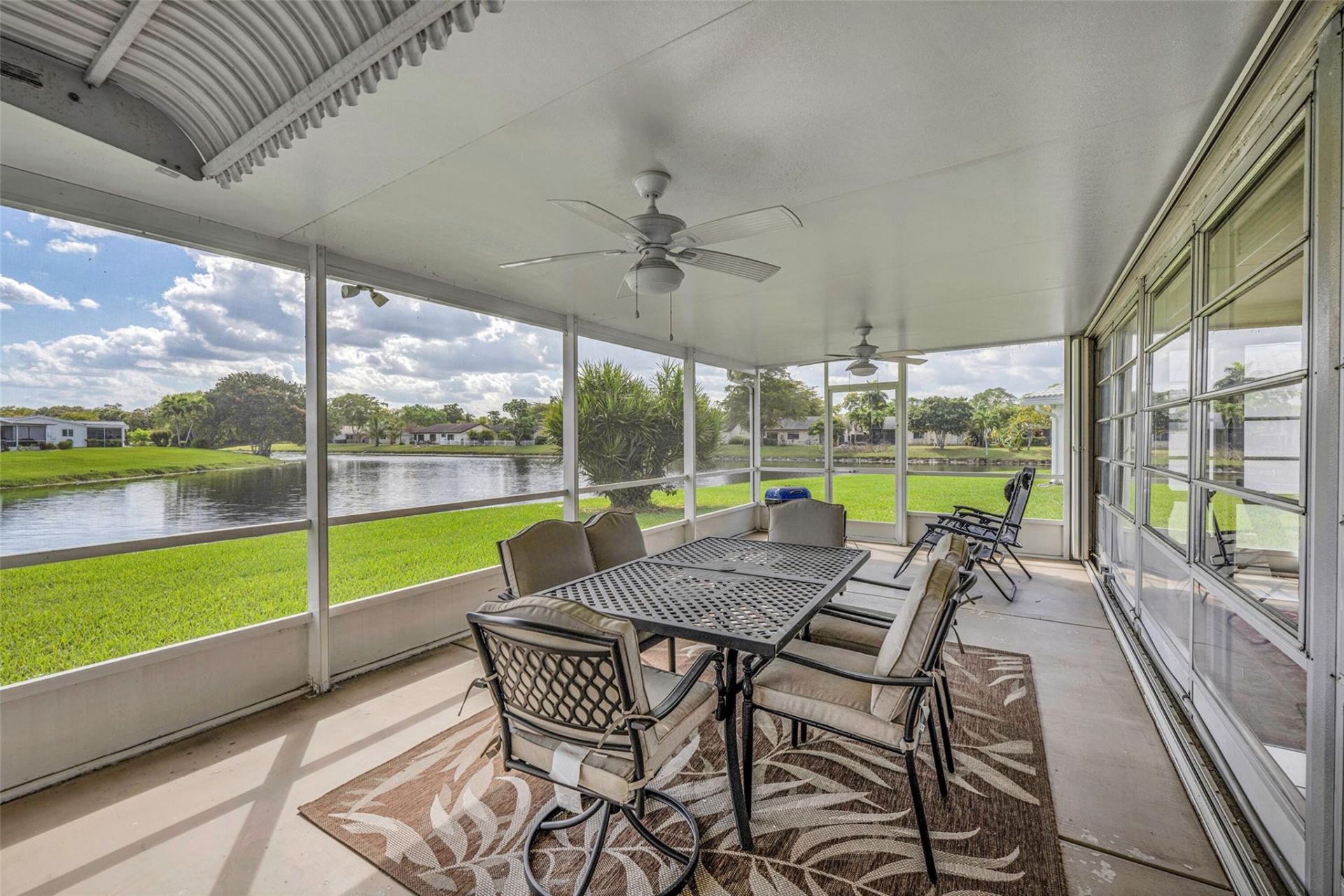 1010 NW 89th Way, Plantation, FL 33322 Photo