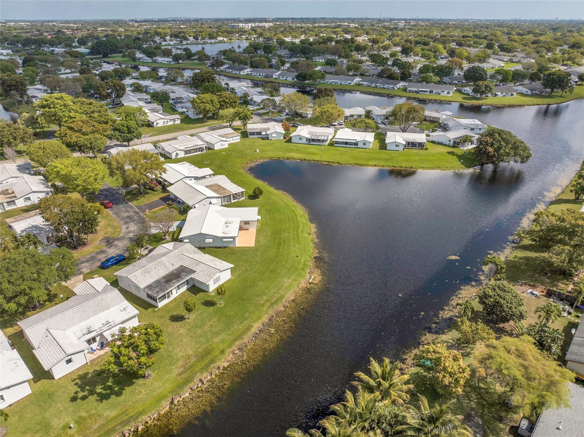 1010 NW 89th Way, Plantation, FL 33322 Photo