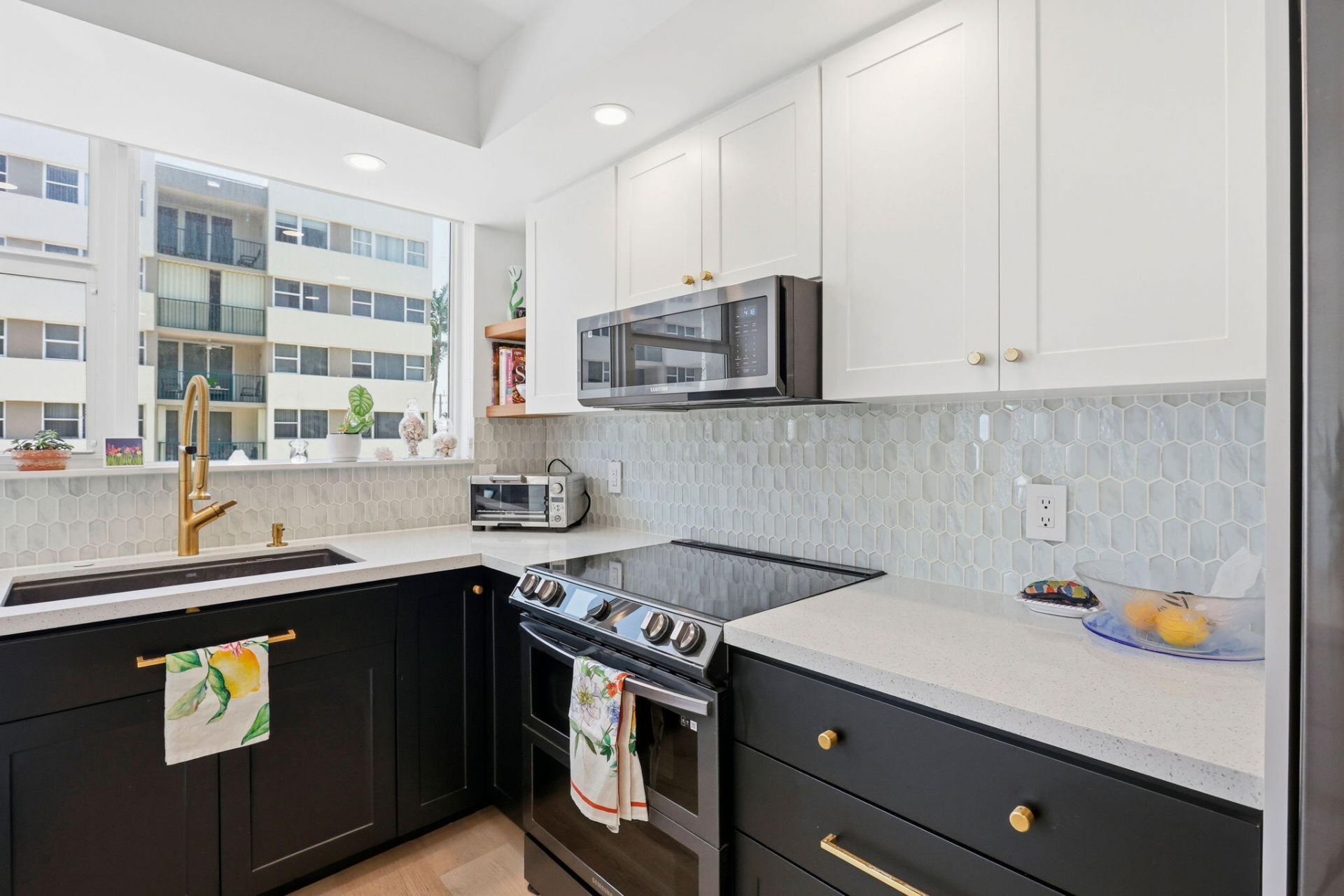 1239 Hillsboro Mile, Unit 302, Hillsboro Beach, FL 33062 Photo