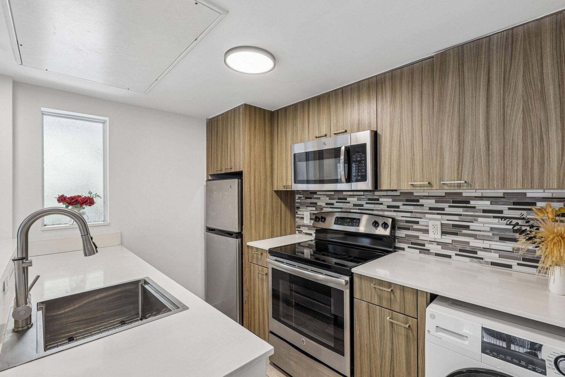 740 Meridian Avenue, Unit 11, Miami Beach, FL 33139 Photo