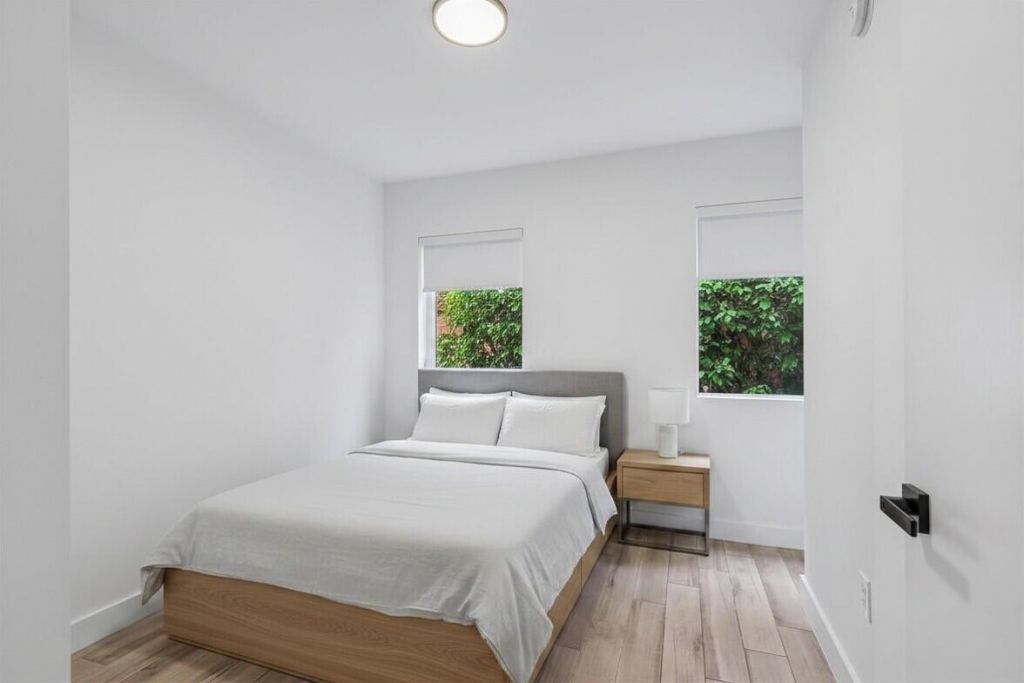 740 Meridian Avenue, Unit 11, Miami Beach, FL 33139 Photo