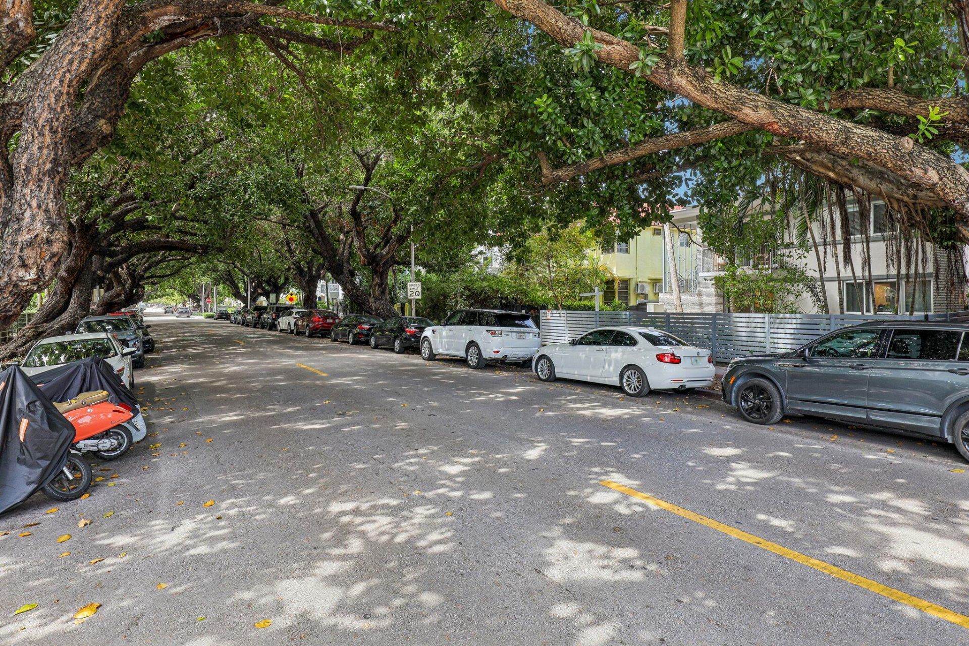 740 Meridian Avenue, Unit 11, Miami Beach, FL 33139 Photo