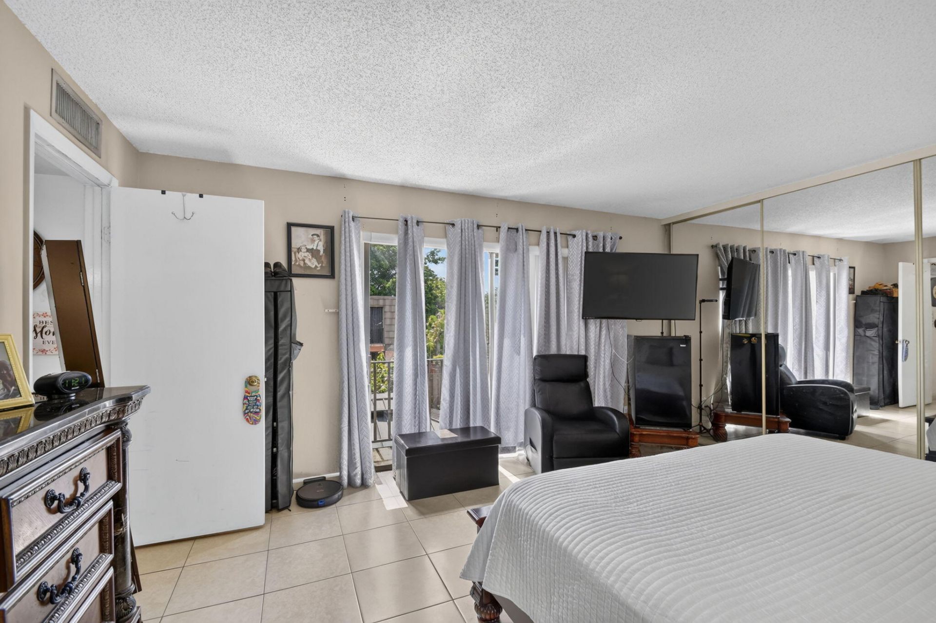 1610 Forest Lakes Circle, Unit B, West Palm Beach, FL 33406 Photo