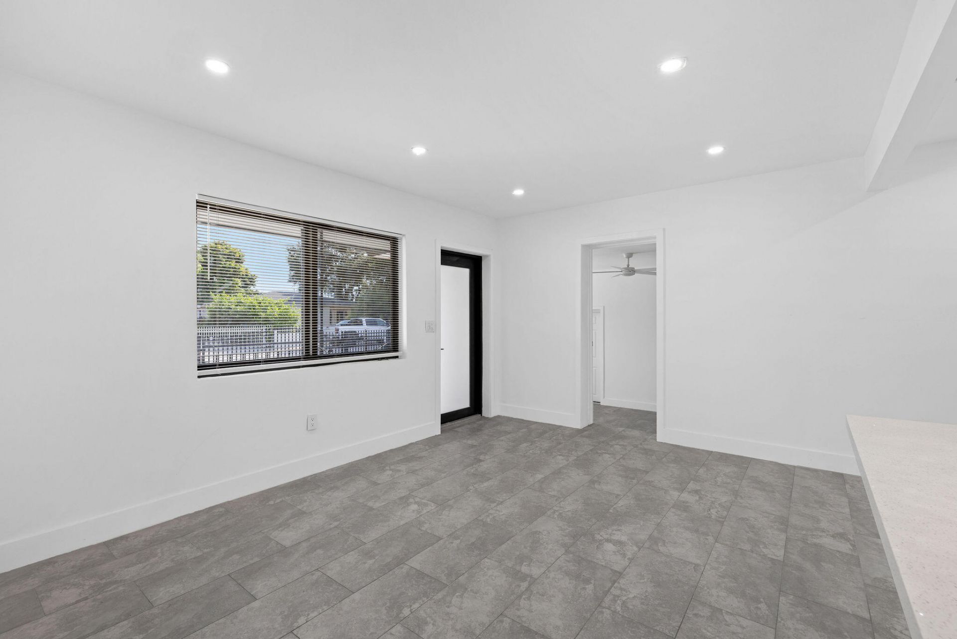 9001 NW 32nd Ct Road, Miami, FL 33147 Photo
