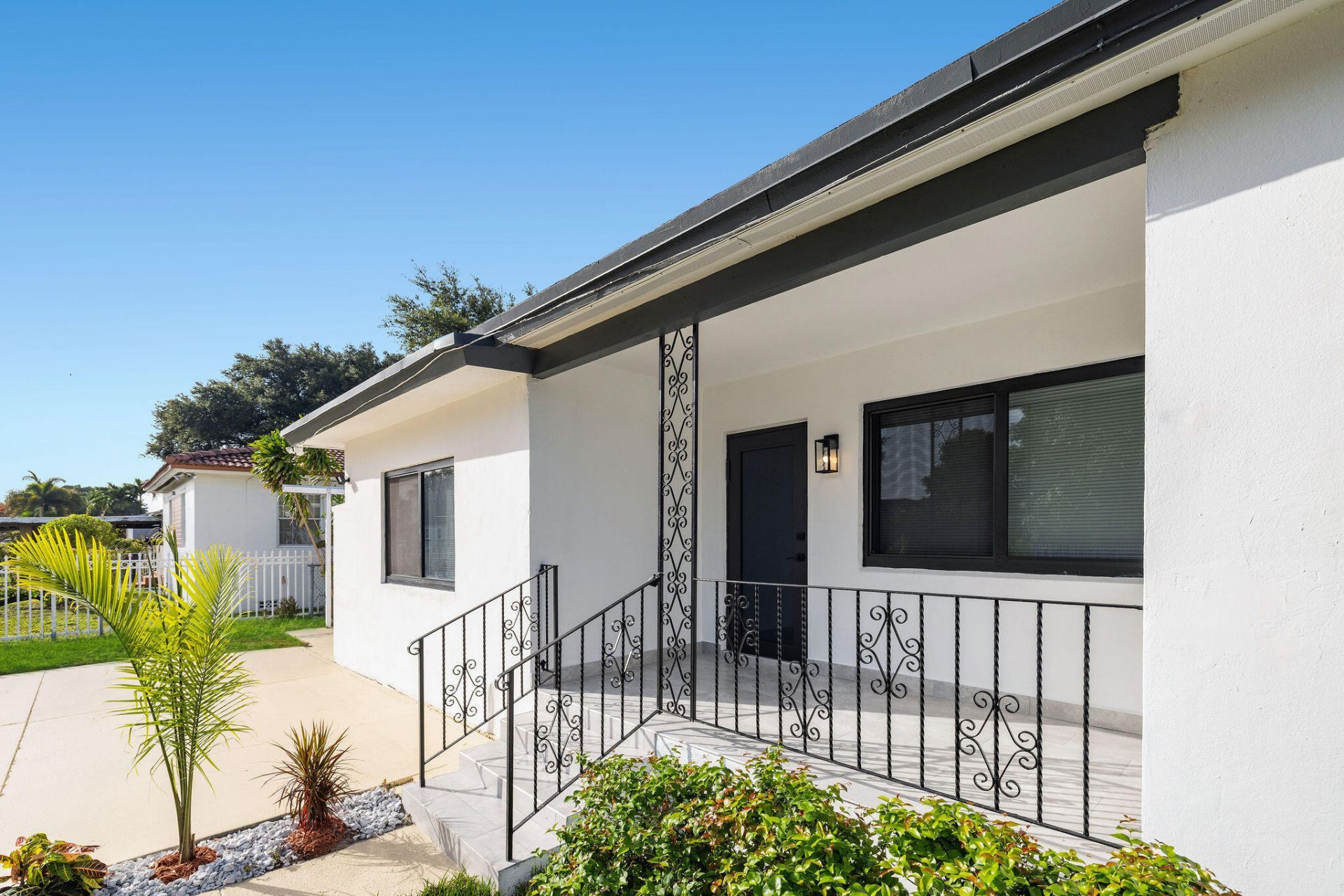 9001 NW 32nd Ct Road, Miami, FL 33147 Photo