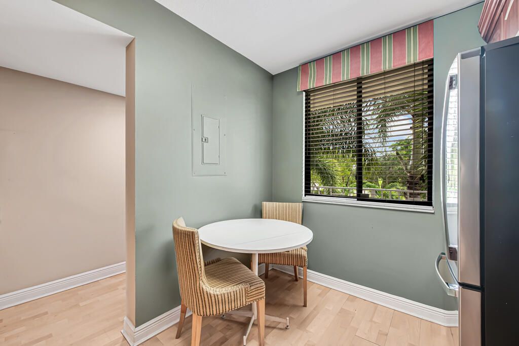 6169 Balboa Circle, Unit 302, Boca Raton, FL 33433 Photo
