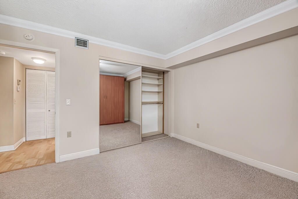 6169 Balboa Circle, Unit 302, Boca Raton, FL 33433 Photo