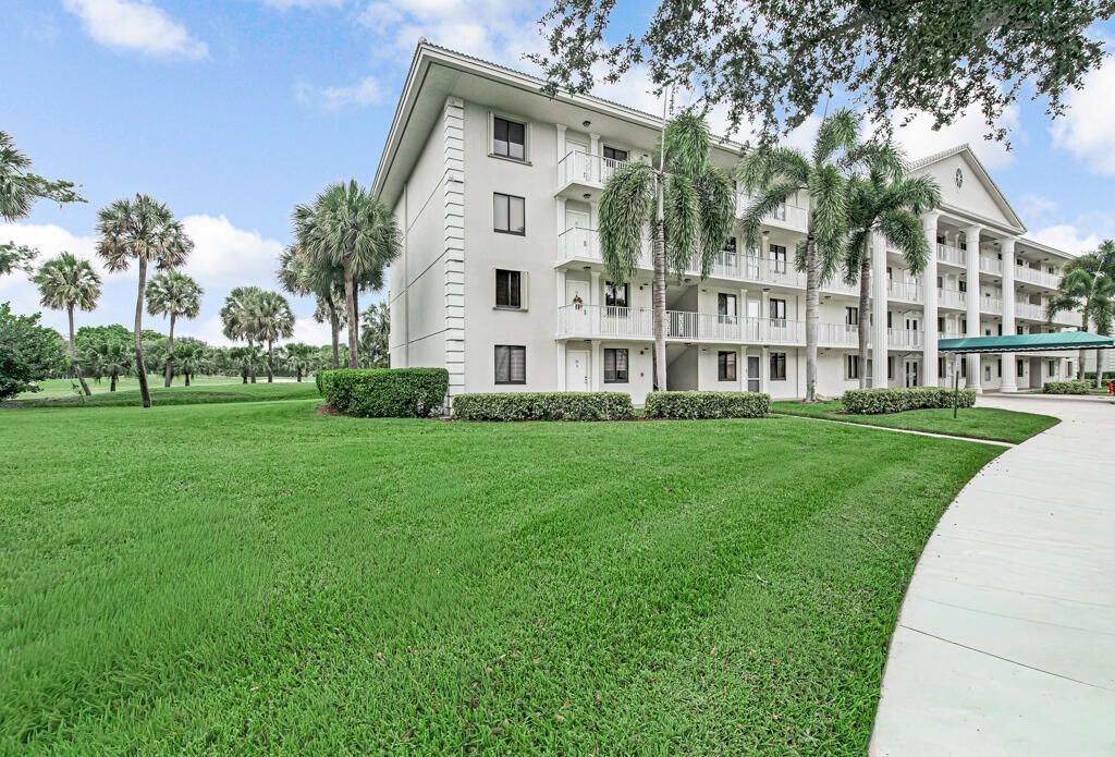 6169 Balboa Circle, Unit 302, Boca Raton, FL 33433 Photo