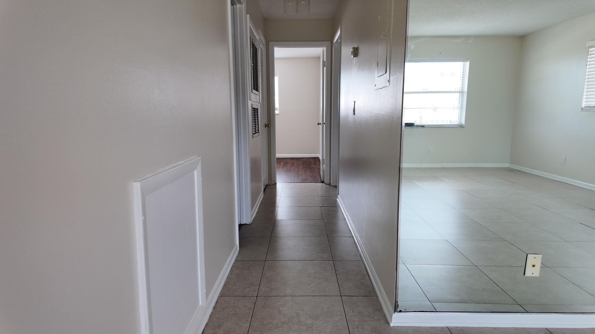227 Castlewood Drive, Unit 207, North Palm Beach, FL 33408 Photo