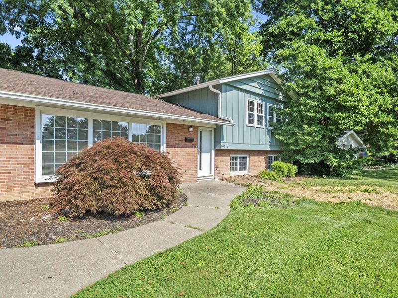 665 Garden Parkway , Circleville, OH 43113 Photo 2