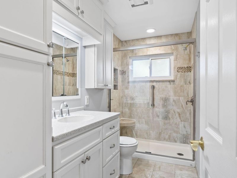 665 Garden Parkway , Circleville, OH 43113 Photo 24