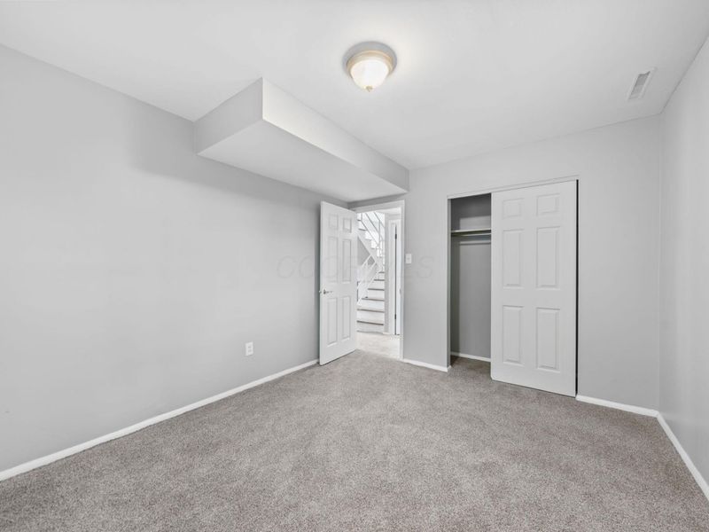 665 Garden Parkway , Circleville, OH 43113 Photo 28
