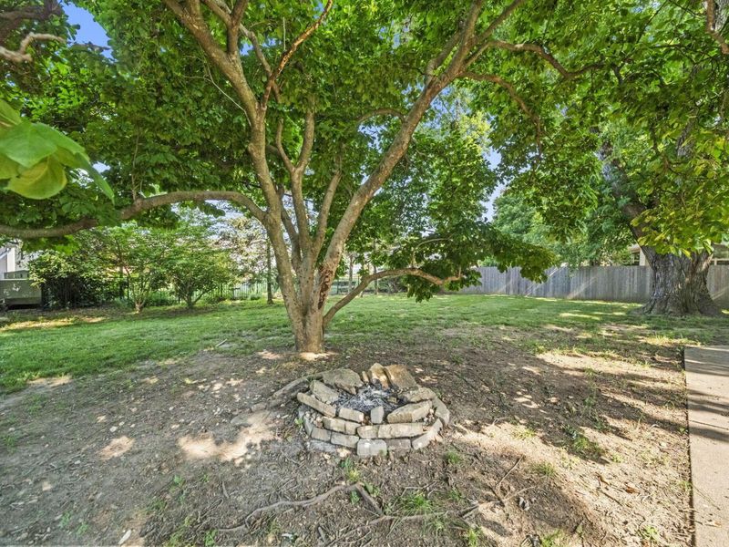 665 Garden Parkway , Circleville, OH 43113 Photo 32