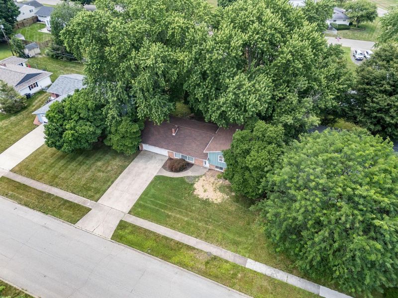 665 Garden Parkway , Circleville, OH 43113 Photo 37