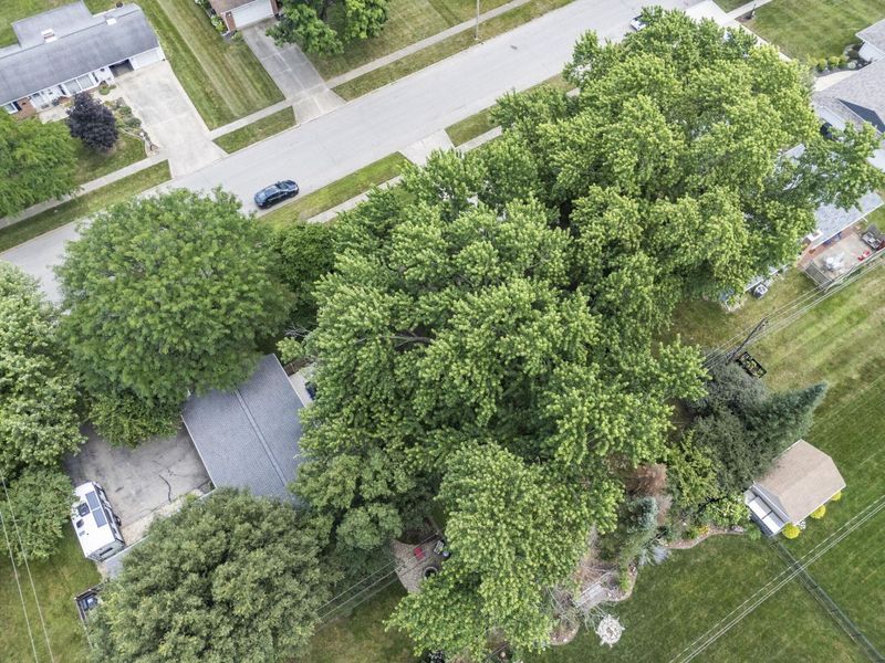 665 Garden Parkway , Circleville, OH 43113 Photo 44