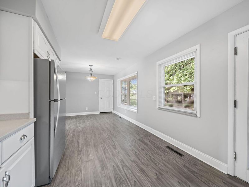 665 Garden Parkway , Circleville, OH 43113 Photo 6