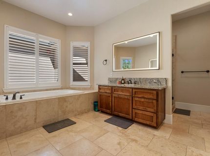10725 Goldsborough Cir, Oakdale, CA 95361 Photo