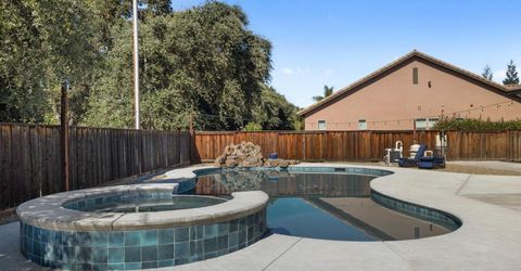 10725 Goldsborough Cir, Oakdale, CA 95361 Photo