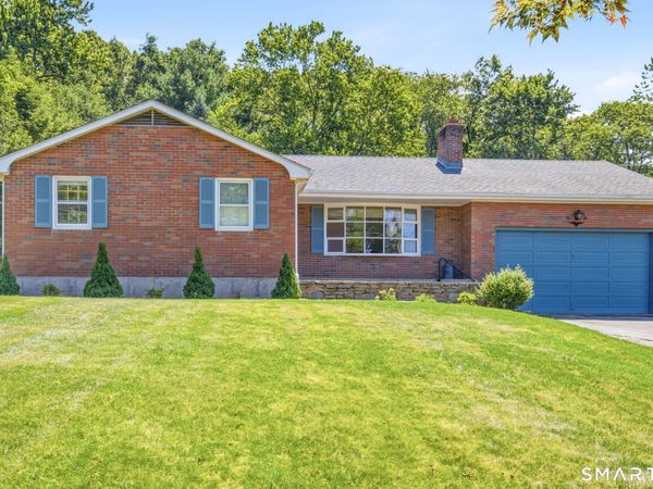 3 Burr, Portland, CT 06480