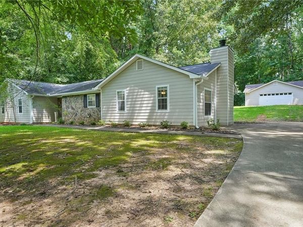 185 Starrs Mill Drive, Senoia, GA 30276