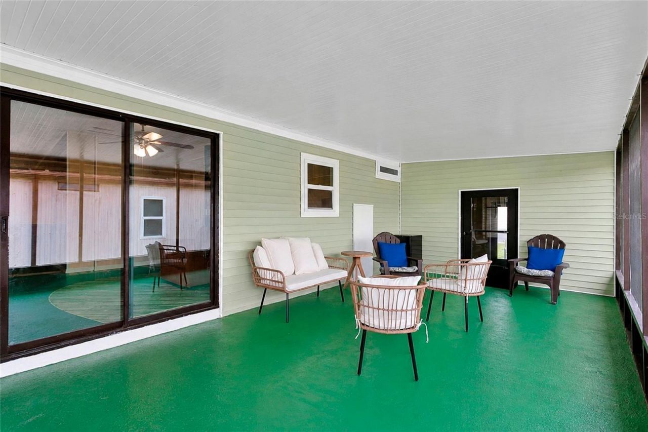 169 Pine Tree Drive, Debary, FL 32713 Photo