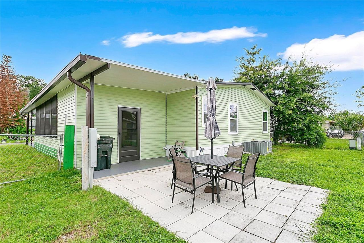 169 Pine Tree Drive, Debary, FL 32713 Photo