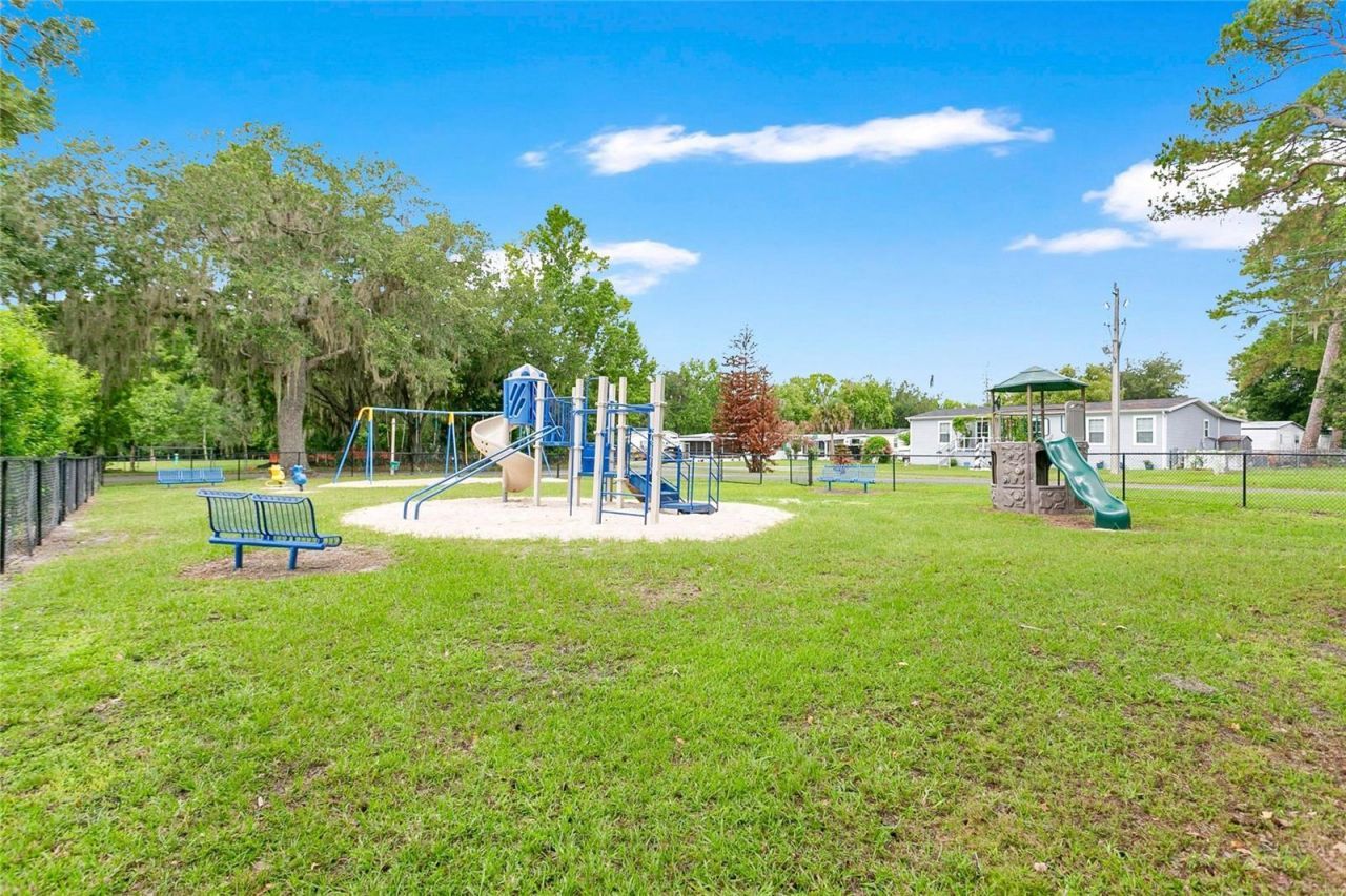 169 Pine Tree Drive, Debary, FL 32713 Photo