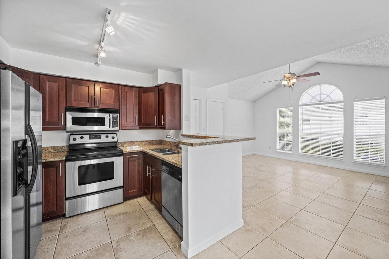 1345 Crystal Way, Unit B, Delray Beach, FL 33444 Photo