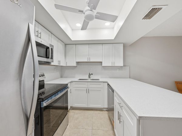 52 Canterbury Lane, Tamarac, FL 33319