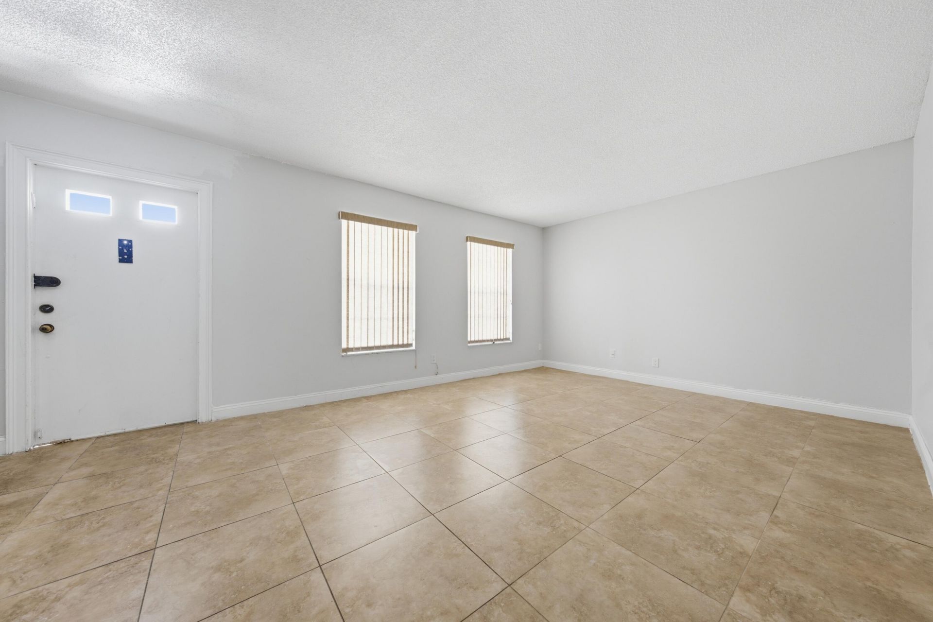 52 Canterbury Lane, Tamarac, FL 33319 Photo