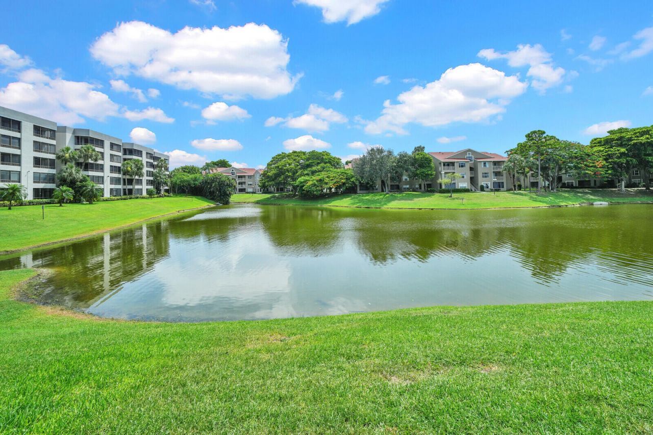 1850 Homewood Boulevard, Unit 108, Delray Beach, FL 33445 Photo