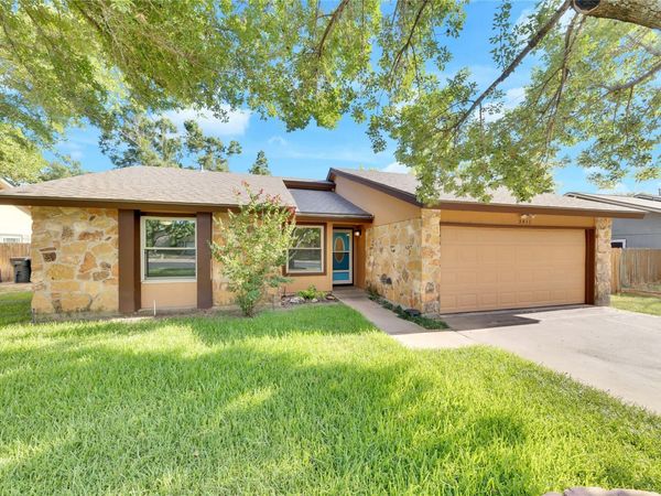 3411 Monument DR, Round Rock, TX 78681