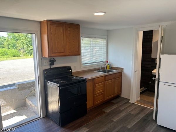 1962 Washington Valley Rd, Bridgewater, NJ 08836