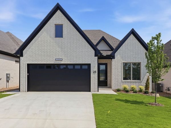 28 Mountain Brook Road, Little Rock, AR 72223
