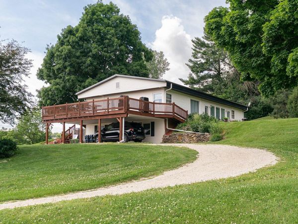 202 Ridgeview Lane S, Lanesboro, MN 55949