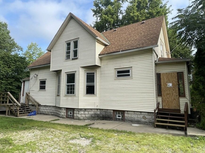 Main Photo
