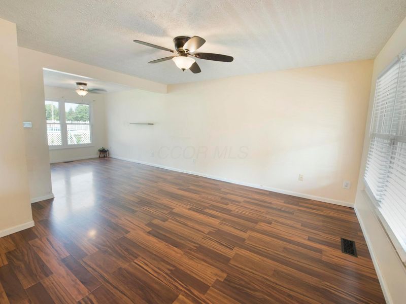 1421 Tall Meadows Drive, Columbus, OH 43223 Photo 9