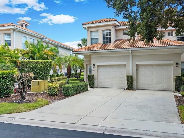 3059 Horizon LN , Unit 1602, NAPLES, FL 34109
