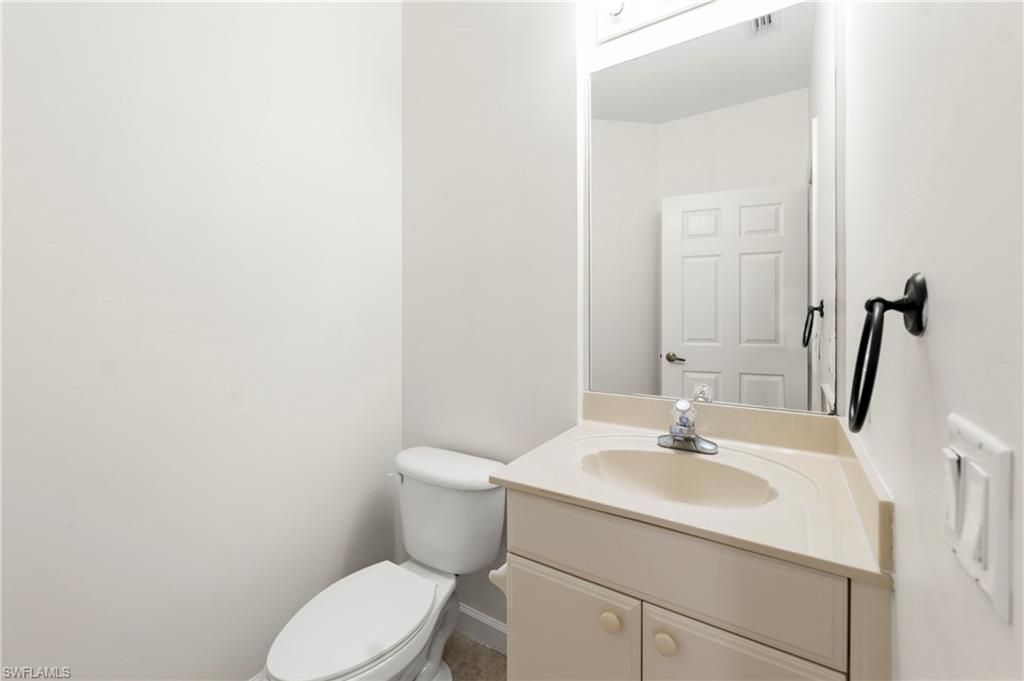 3059 Horizon Ln, Unit 1602, Naples, FL 34109 Photo