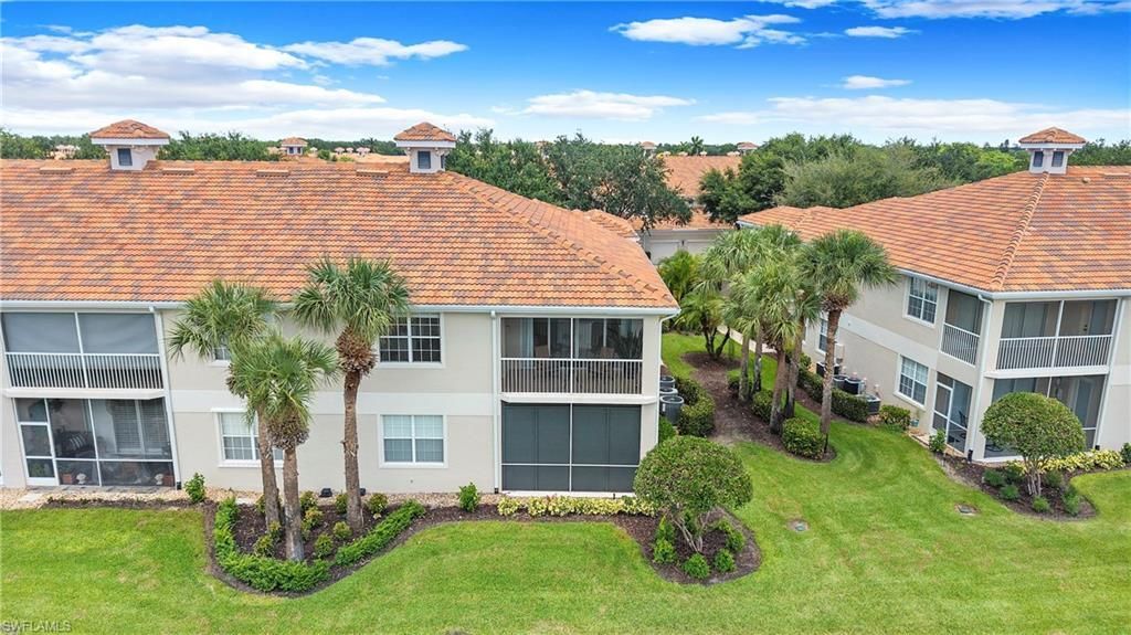 3059 Horizon Ln, Unit 1602, Naples, FL 34109 Photo