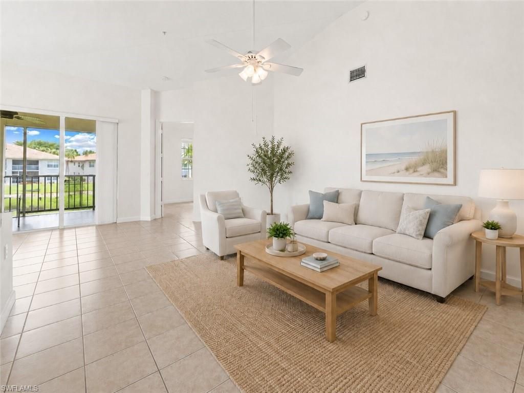 3059 Horizon Ln, Unit 1602, Naples, FL 34109 Photo
