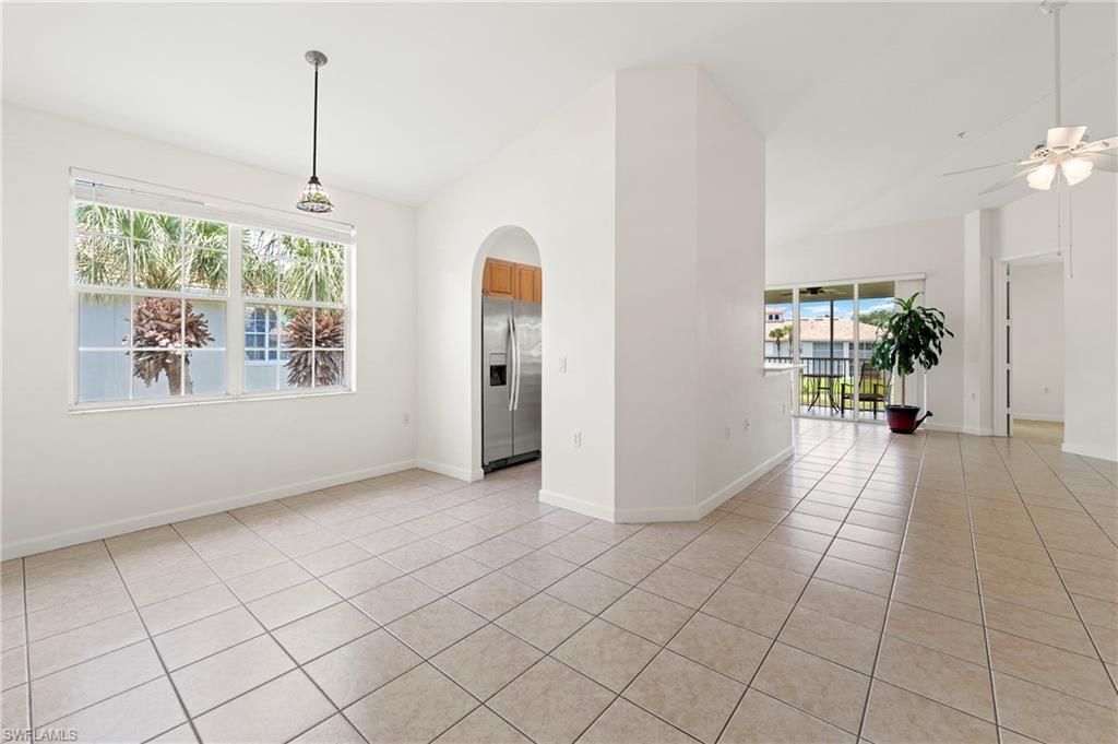 3059 Horizon Ln, Unit 1602, Naples, FL 34109 Photo