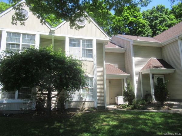 127 Creekside Circle , Spring Valley, NY 10977
